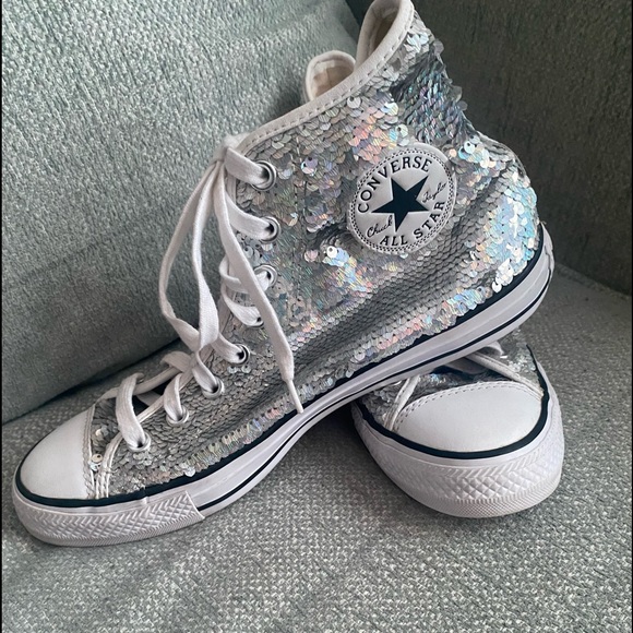 sequence converse shoes